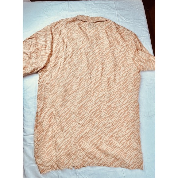 ALLFENIX Shirt Mens XL Orange Zebra Print Short Sleeve Button Up Collared Casual - Picture 7 of 9